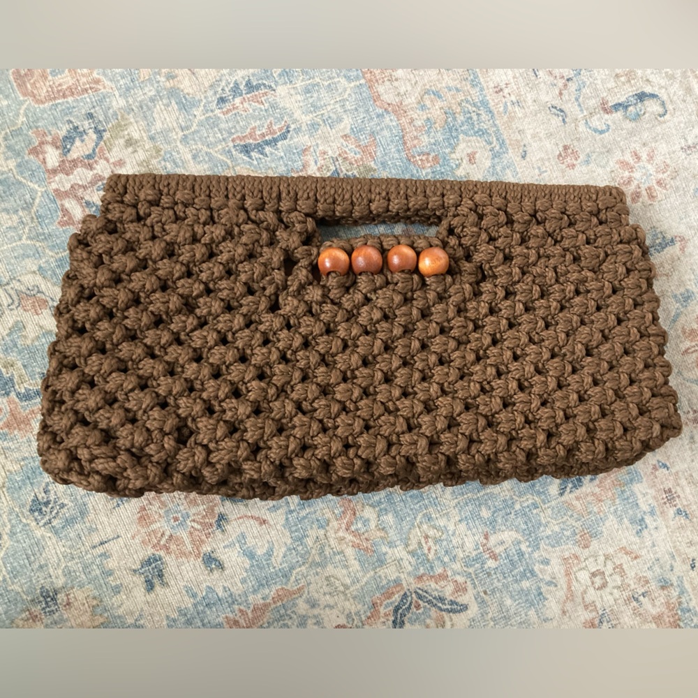 Vintage large Brown Crochet hand bag purse bead design hinged